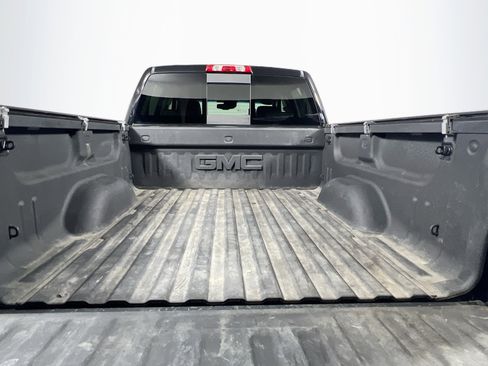 Used 2018 GMC Sierra 1500 SLT AWD/4WD image 33