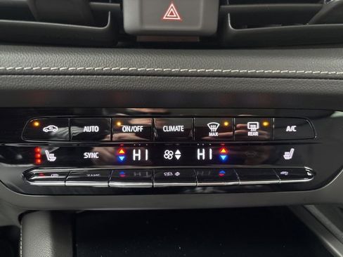 Used 2022 Buick Envision Preferred image 10