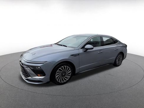 Used 2025 Hyundai Sonata SEL FWD image 11