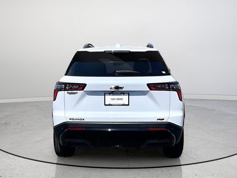 New 2026 Chevrolet Equinox RS w/ Convenience Package III FWD image 3