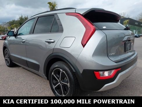 Certified 2024 Kia Niro LX image 7