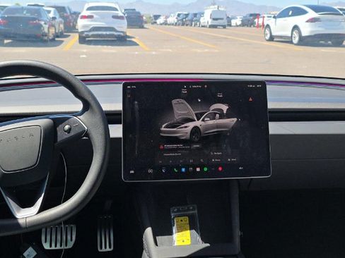 Used 2025 Tesla Model 3 Performance AWD/4WD image 18
