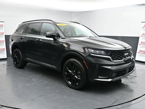 Used 2022 Kia Sorento SX image 2