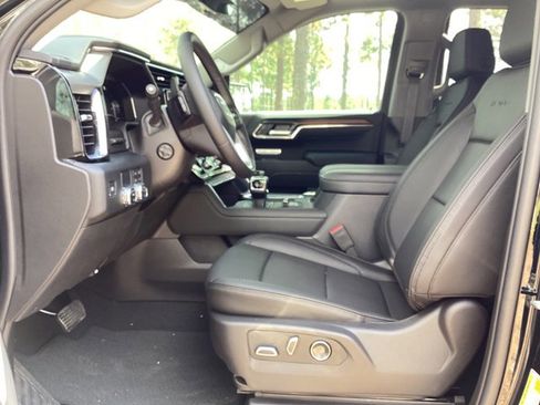 New 2025 GMC Sierra 1500 Denali w/ Denali Reserve Package image 16