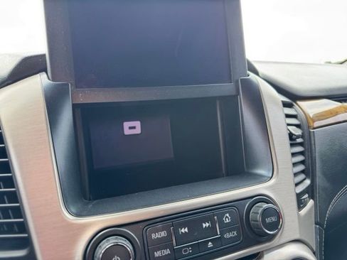 Used 2017 GMC Yukon XL Denali w/ Open Road Package RWD image 40
