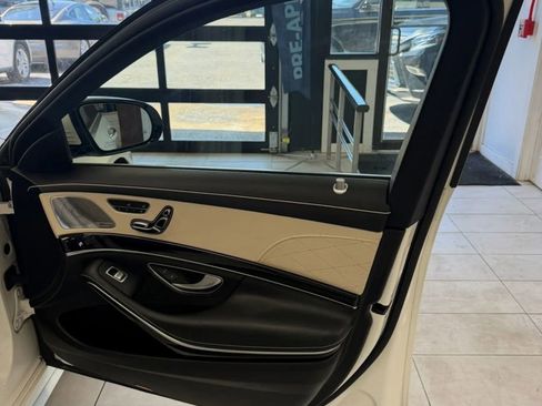 Used 2019 Mercedes-Benz S 560 Sedan image 13