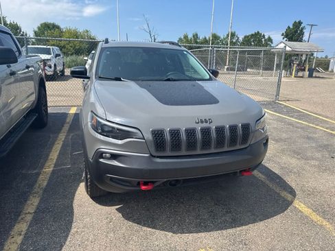 Used 2022 Jeep Cherokee Trailhawk w/ Sound & Nav Group AWD/4WD image 25