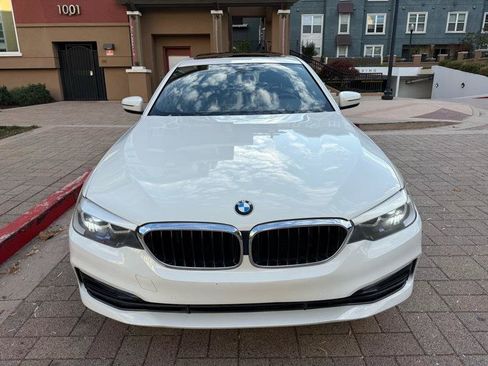 Used 2020 BMW 530i w/ Convenience Package RWD image 14