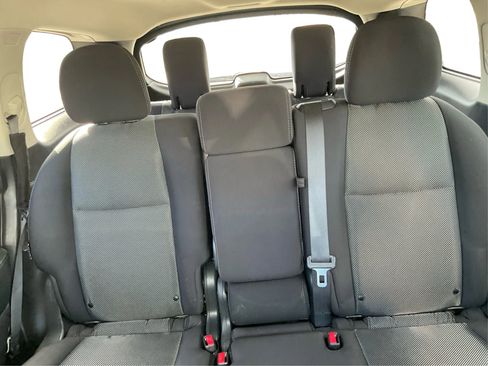 Used 2020 Nissan Pathfinder S FWD image 14
