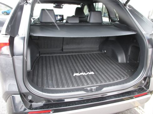 Used 2024 Toyota RAV4 XSE image 10
