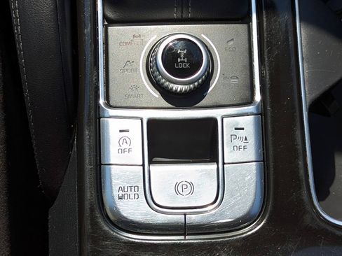 Used 2020 Kia Telluride EX w/ Towing Package AWD/4WD image 24