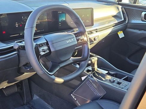New 2026 Kia Sorento S w/ S Panoramic Sunroof Package FWD image 17