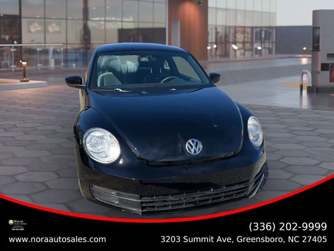 Used 2015 Volkswagen Beetle 1.8T FWD image 33