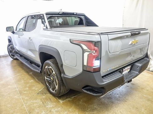 New 2026 Chevrolet Silverado EV LT image 7