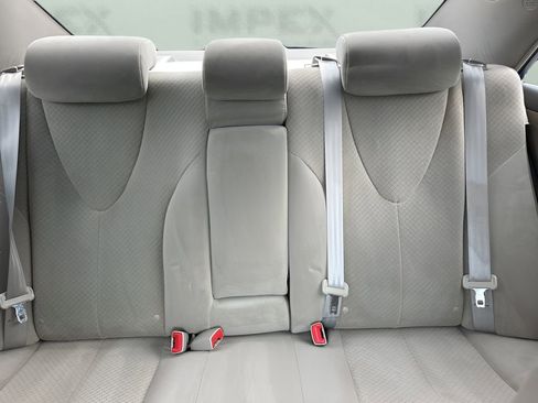 Used 2009 Toyota Camry LE image 10