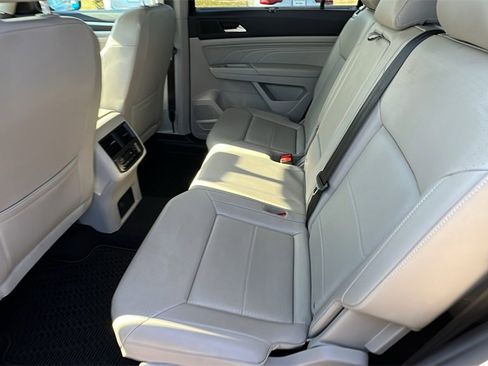 Used 2022 Volkswagen Atlas SE image 21