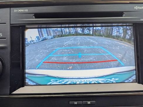 Used 2018 Toyota Avalon XLE Plus image 38