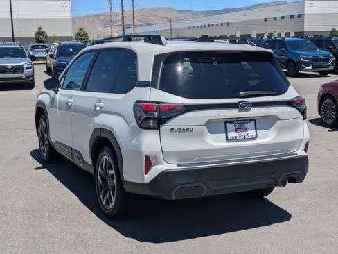 Certified 2026 Subaru Forester Limited AWD/4WD image 5