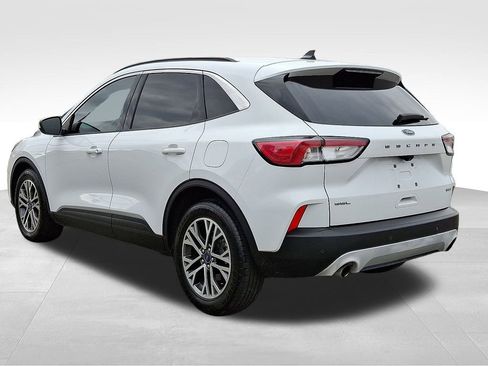 Used 2020 Ford Escape SEL image 4