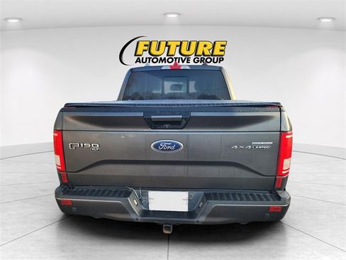 Used 2017 Ford F150 XLT w/ Equipment Group 302A Luxury image 4