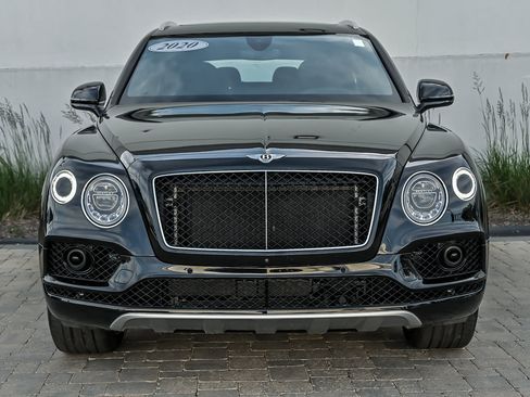 Used 2020 Bentley Bentayga AWD/4WD image 4