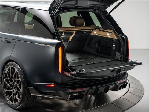 New 2025 Land Rover Range Rover Long Wheelbase Autobiography image 46