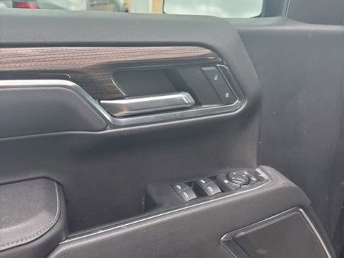 Used 2023 Chevrolet Silverado 1500 RST image 11