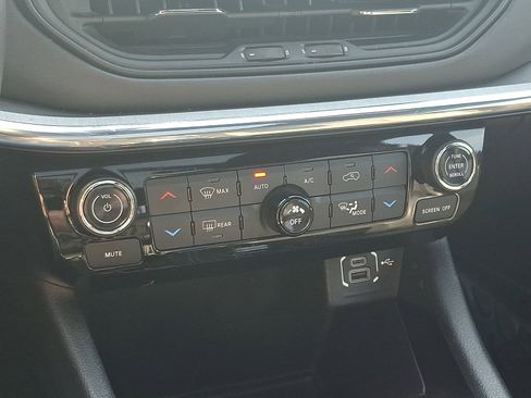 Certified 2022 Jeep Compass High Altitude image 16