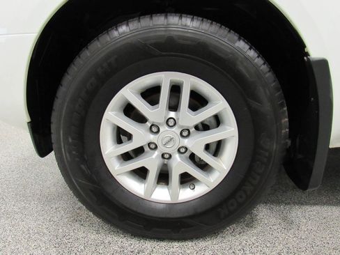 Used 2019 Nissan Frontier SV w/ Value Truck Package image 10