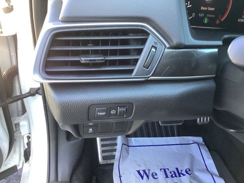 Used 2020 Honda Accord Sport image 13