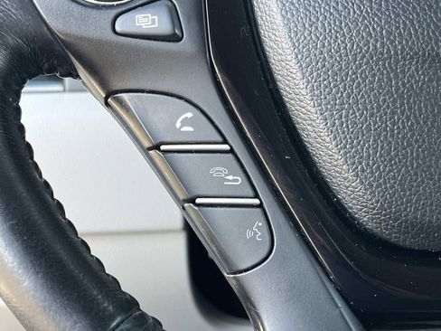 Used 2017 Honda Pilot Touring image 33