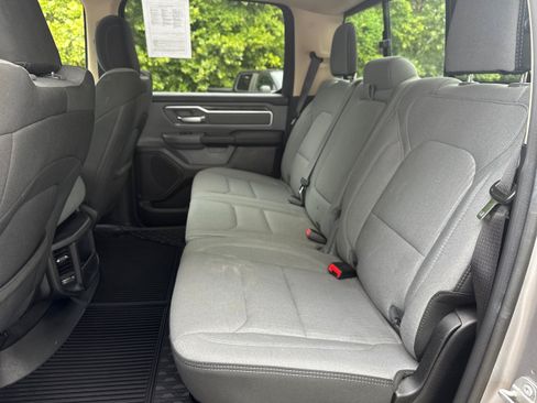 Used 2020 RAM 1500 Big Horn AWD/4WD image 8