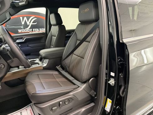 New 2026 Chevrolet Silverado 1500 High Country w/ Technology Package AWD/4WD image 15