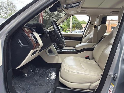 Used 2020 Land Rover Range Rover HSE AWD/4WD image 25