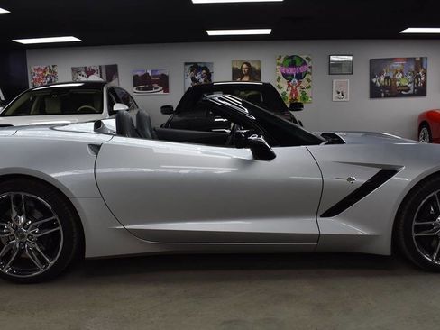 Used 2014 Chevrolet Corvette Stingray Convertible w/ 2LT Preferred Equipment Group image 4