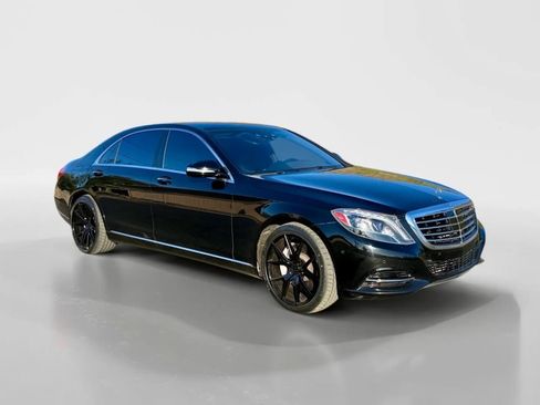 Used 2017 Mercedes-Benz S 550 Sedan image 7