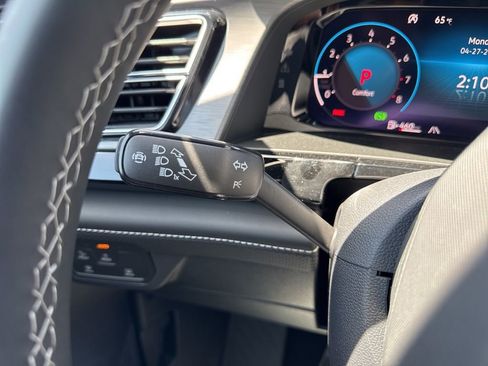 New 2026 Volkswagen Atlas Cross Sport SE FWD image 37