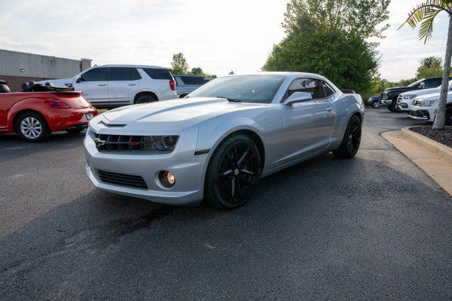 Used 2011 Chevrolet Camaro SS w/ RS Package RWD image 4