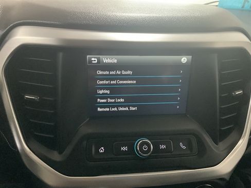 Used 2019 GMC Acadia SLE w/ LPO, Floor Liner Package AWD/4WD image 29