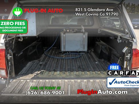 Used 2023 Toyota Tacoma SR RWD image 10