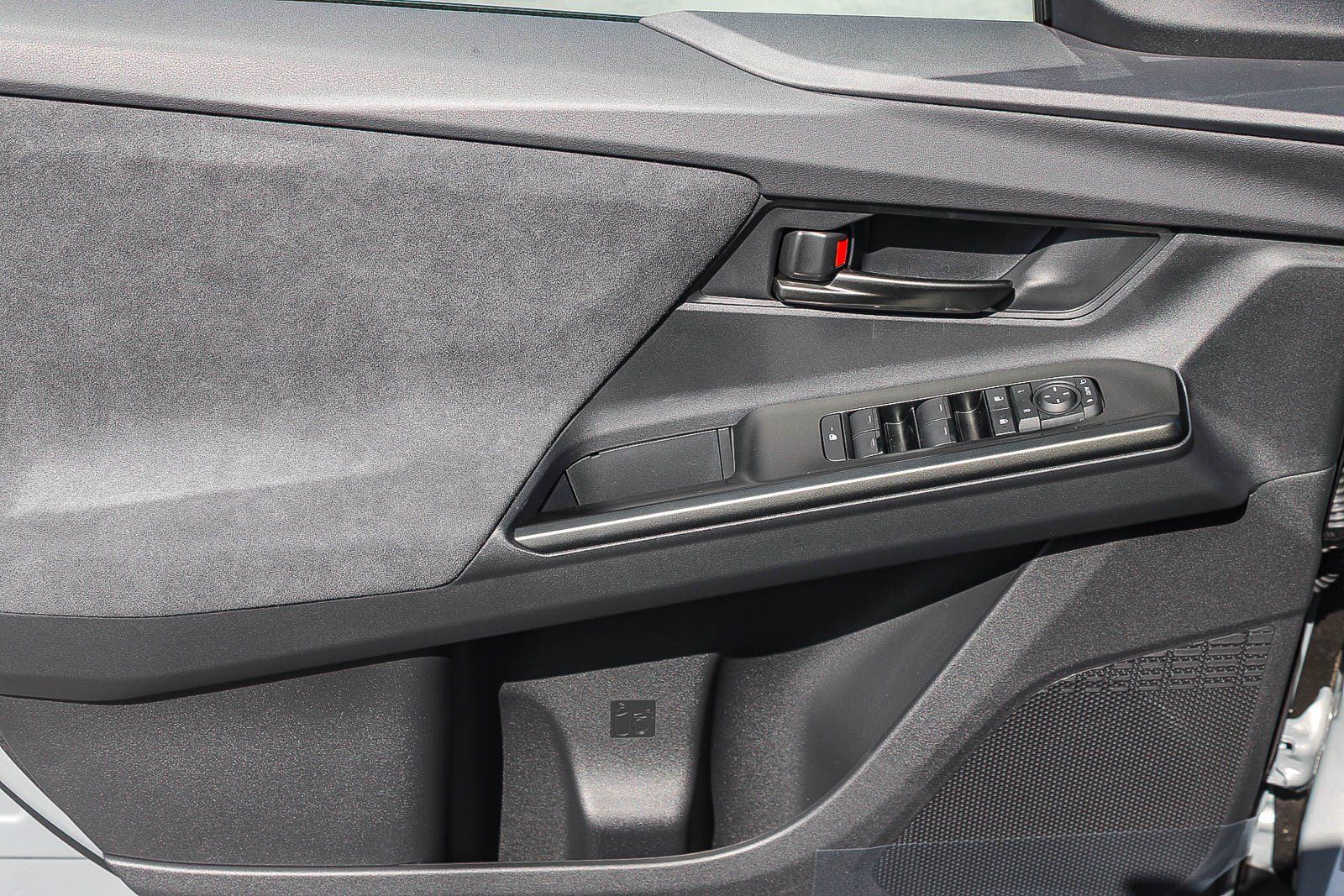 New 2026 Toyota C-HR AWD/4WD image 22
