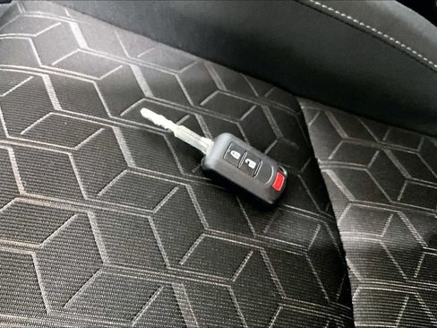 Used 2025 Mitsubishi Outlander Sport AWD image 12