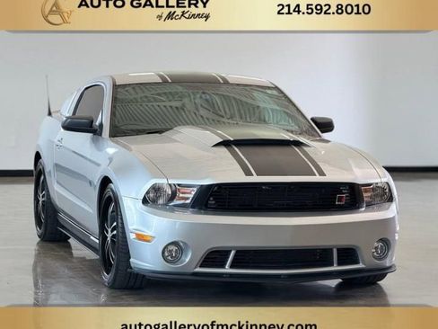 Used 2012 Ford Mustang Premium RWD image 1