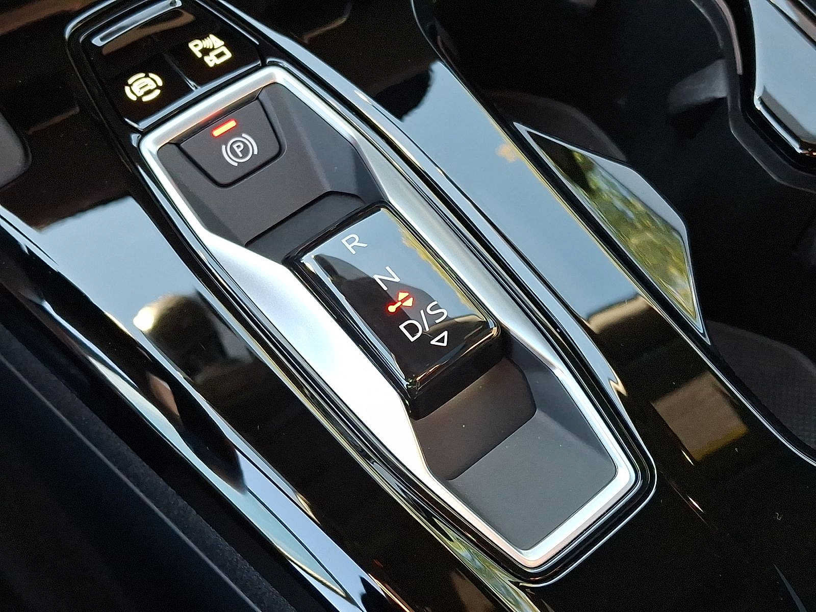 Certified 2025 Audi Q5 Premium Plus AWD/4WD image 18
