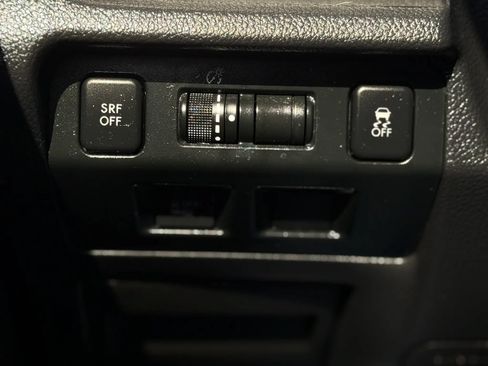 Used 2016 Subaru Crosstrek 2.0i Premium AWD/4WD image 35