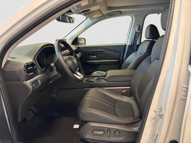 New 2026 Honda Pilot Touring image 10