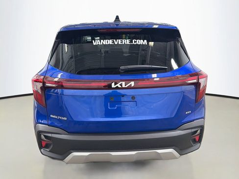 Used 2024 Kia Seltos LX AWD/4WD image 8