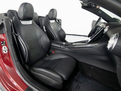 Used 2022 Mercedes-Benz SL 63 AMG 4MATIC image 35