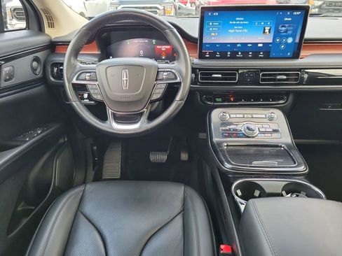 Certified 2021 Lincoln Nautilus Reserve w/ Equipment Group 201A image 12