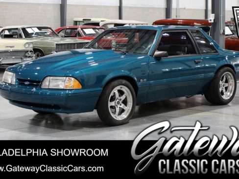 Used 1993 Ford Mustang LX image 1